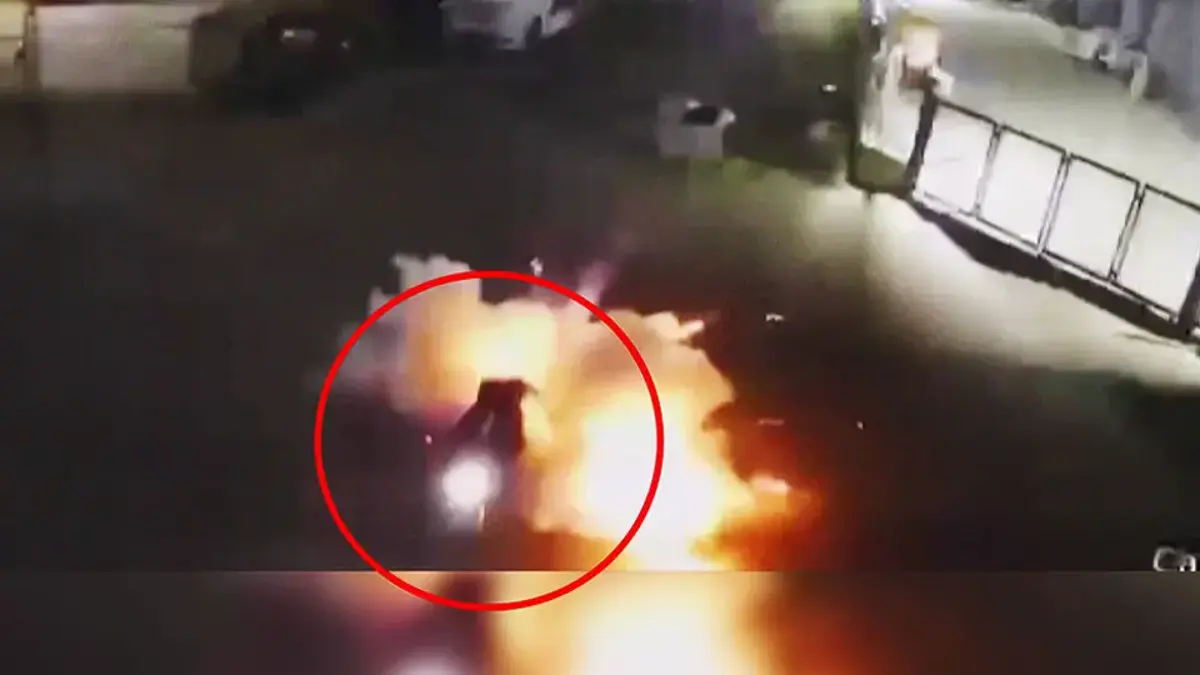 Zamanlayamadı, patlayıcı elinde patladı! 17 yaşındaki şüphelinin parmağı koptu