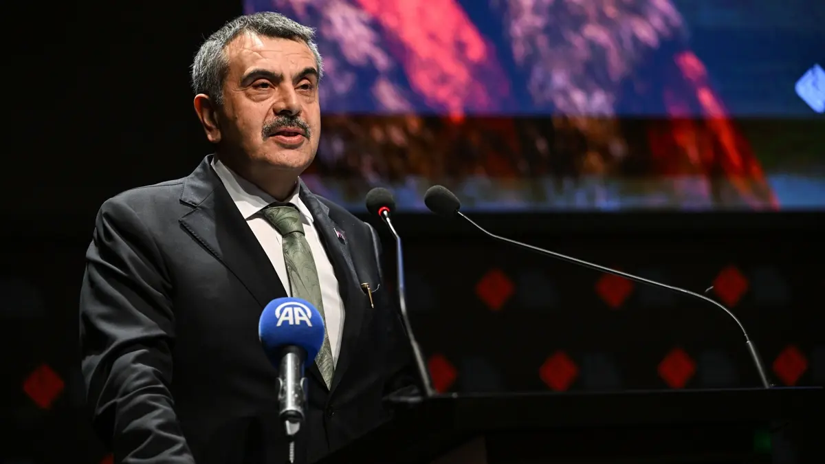 Bakan Tekin tartışmalara noktayı koydu: Sınav sisteminde değişiklik yok