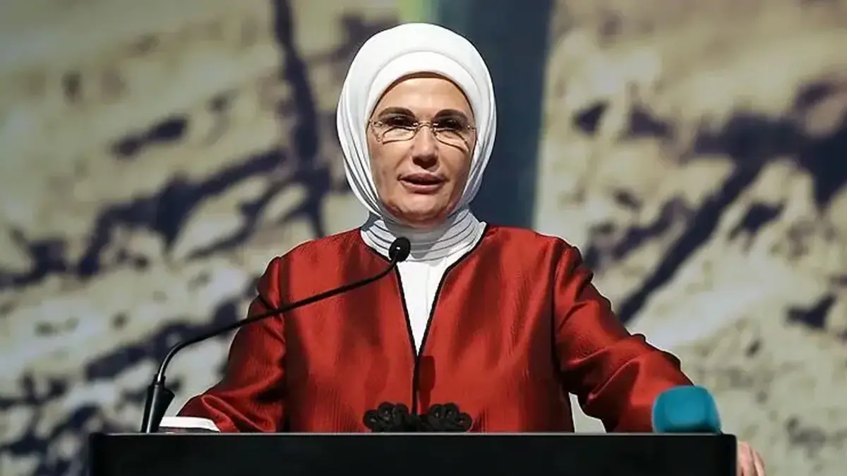 Emine Erdoğan'dan NATO Zirvesi'ne ilişkin paylaşım