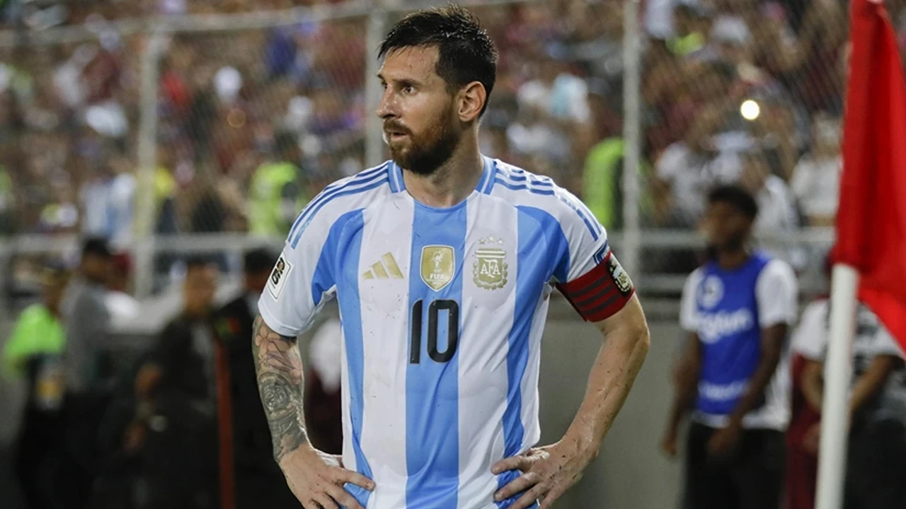 Lionel Messi, Cezayir maçında neden ağladığını açıkladı