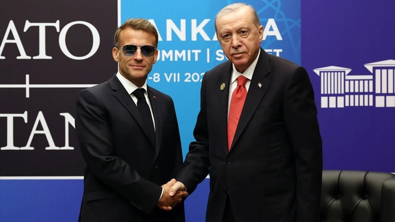 NATO Zirvesi'nde dikkat çeken temas: Erdoğan-Macron görüşmesi