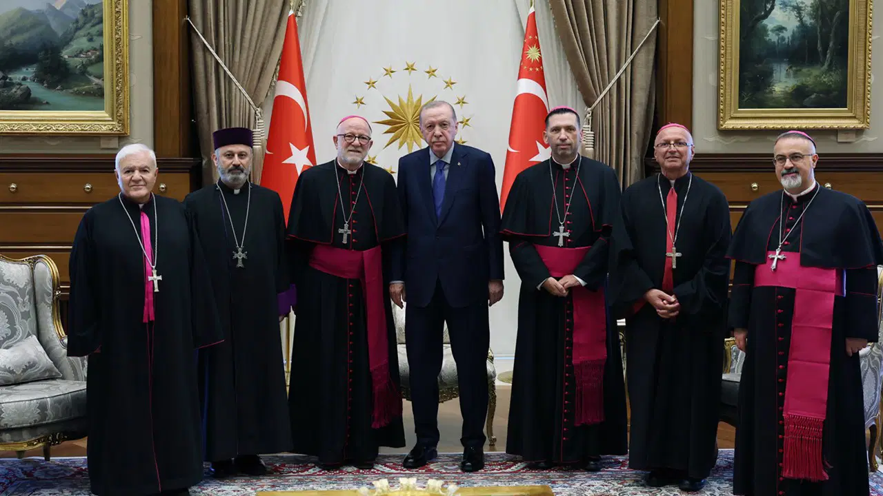 Erdoğan Saray'da Katolik Episkoposlar heyetini kabul etti