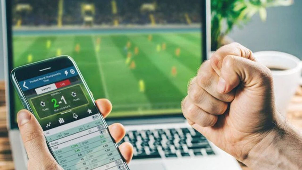 Futbolda bahis soruşturması: 17 kulüp yöneticisi adliyeye sevk edildi