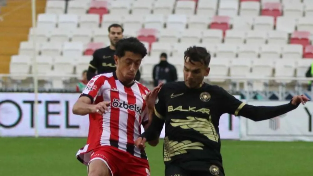 Vanspor, Özkan Yiğiter ile anlaştı
