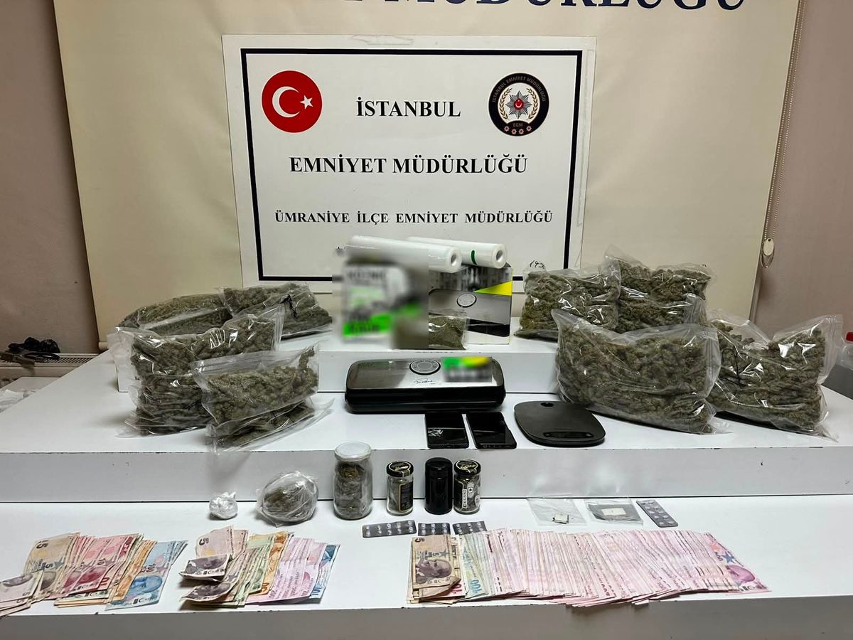 Ümraniye'de uyuşturucu operasyonunda yakalanan 4 şüpheli tutuklandı