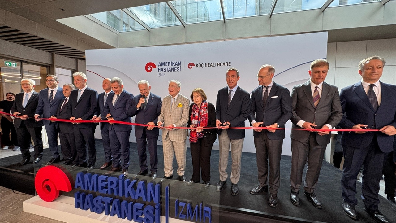 Koç Holding'den 150 milyon dolarlık sağlık yatırımı: İzmir Amerikan Hastanesi hizmete açıldı