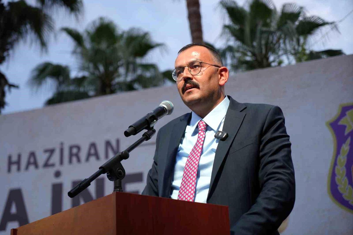 "Ceza İnfaz Personeli Günü" Antalya'da renkli görüntülere sahne oldu