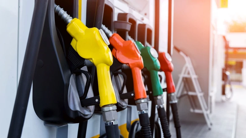 Akaryakıta bir indirim müjdesi daha: Yarın gece yarısı tabelalar değişecek işte il il güncel benzin motorin LPG fiyatları