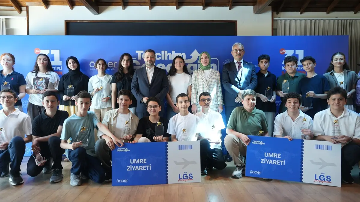 LGS şampiyonlarına umre hediyesi