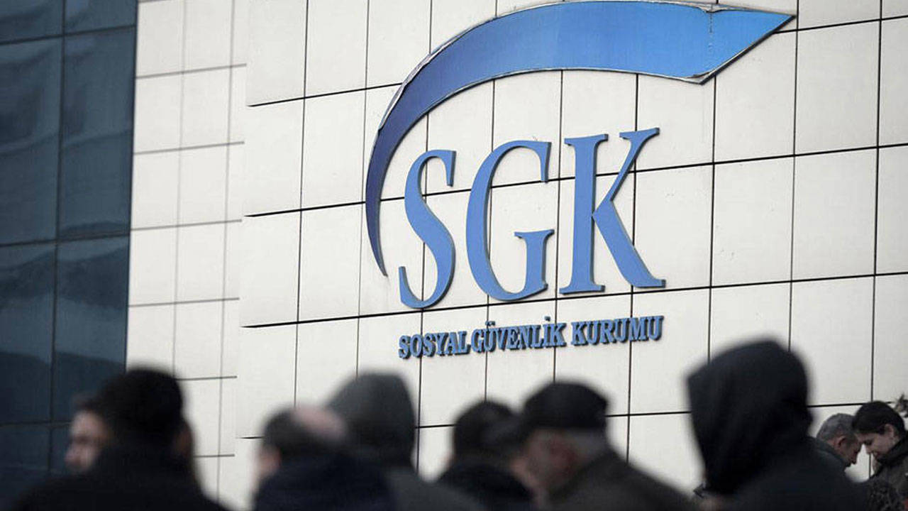 Antalya SGK’ye rüşvet operasyonu: İl Müdürü dahil 3 kişi tutuklandı