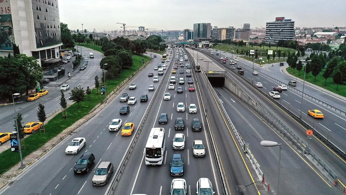 İstanbul'da sürücülere uyarı: Küçükçekmece'de bazı yollar trafiğe kapatılacak