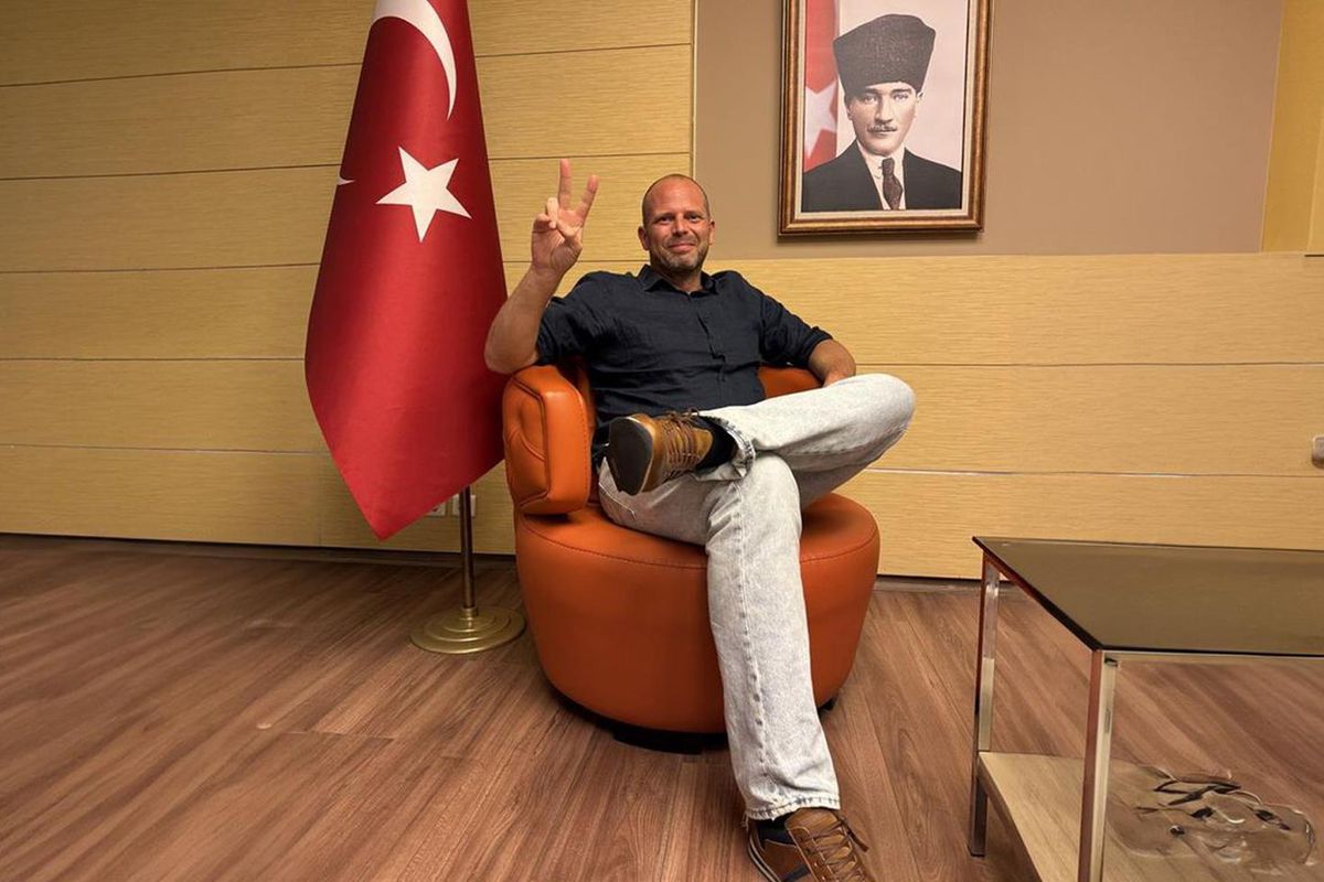 Atatürk fotoğrafı tepki çekmişti! Belçikalı Bakan'dan yeni hamle