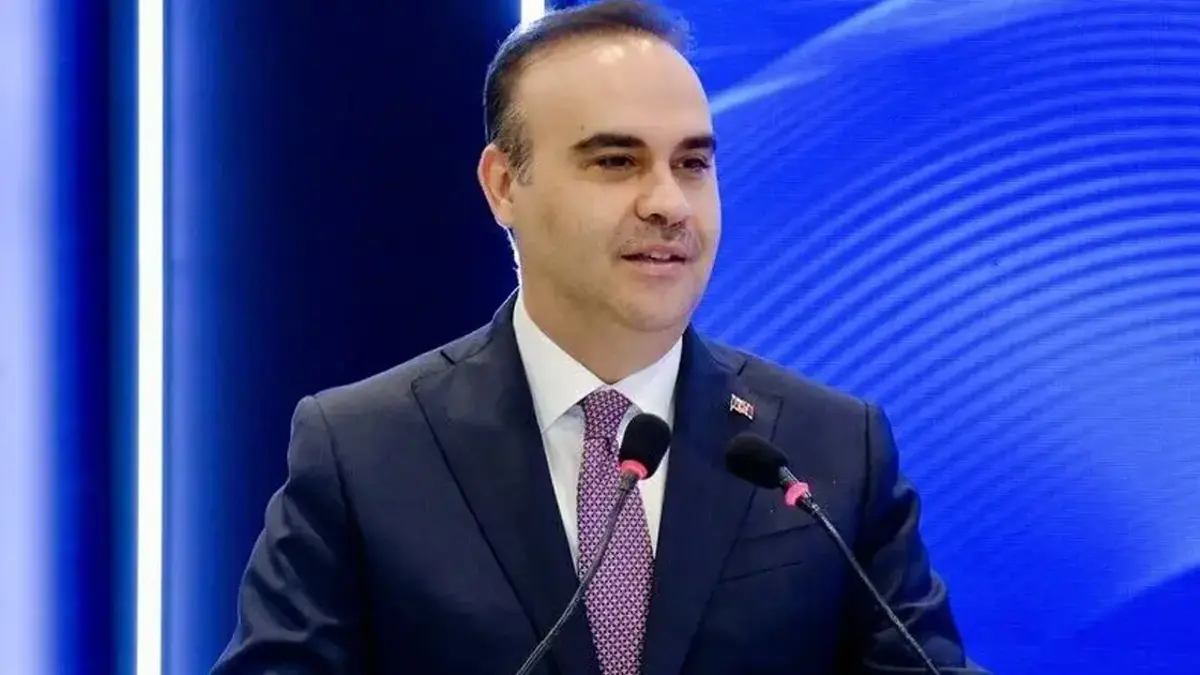 Bakan Kacır, TÜBİTAK Fen Lisesi mezunlarının YKS başarısını kutladı