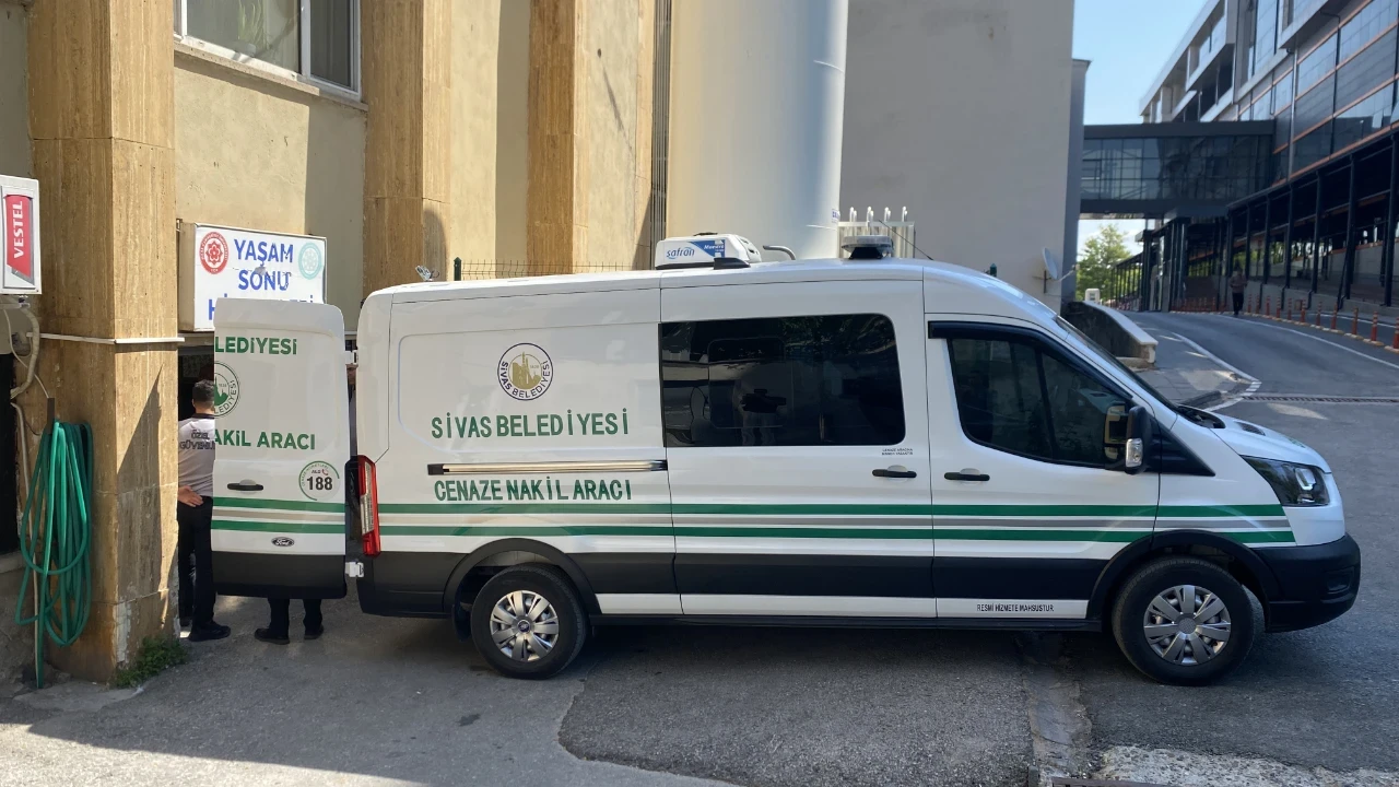 KKKA kabusu sürüyor... Sivas'ta kene nedeniyle tedavi gören kişi hayatını kaybetti