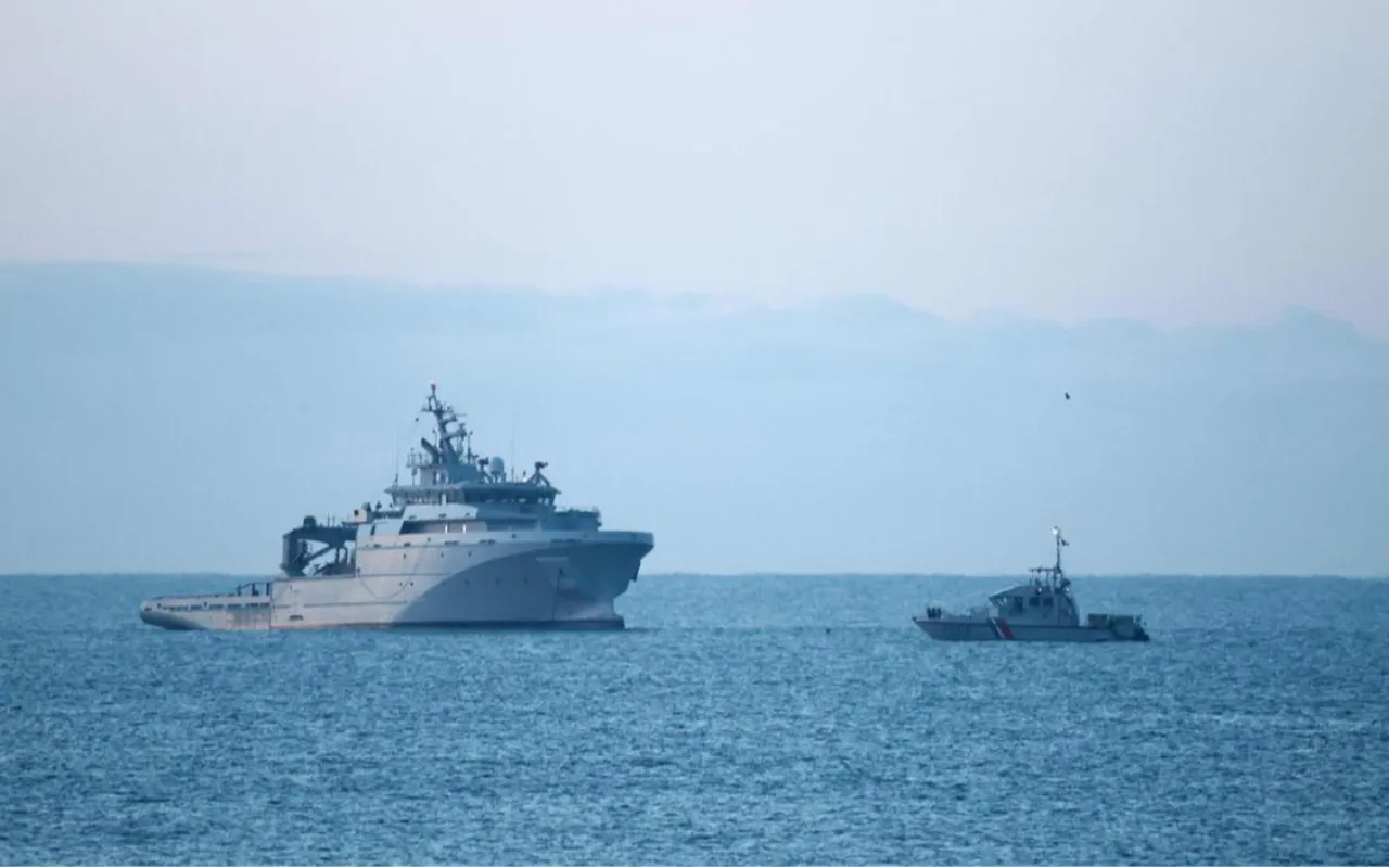 Fransa, Sicilya açıklarında Rus tankerini ele geçirdi!