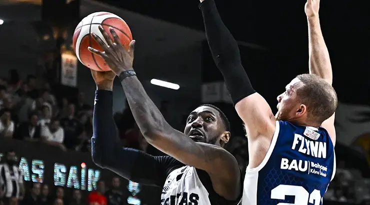 Basketbol Süper Ligi yarı final serisinin ilk maçında Beşiktaş, Bahçeşehir Koleji'ni mağlup etti!