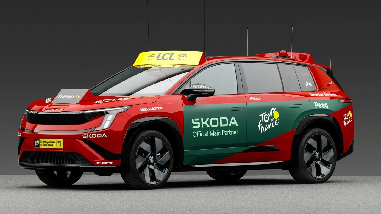 Yarışın ritmi değişiyor! ? koda’nın yeni “komuta aracı” Peaq Tour de France’ta