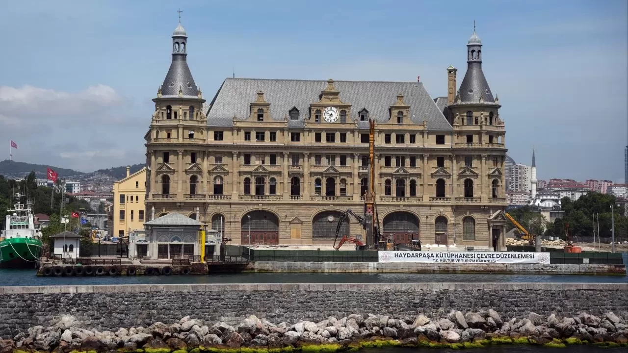 Haydarpaşa Garı eski ihtişamına kavuşuyor! 'Artık sadece bir gar olmayacak'