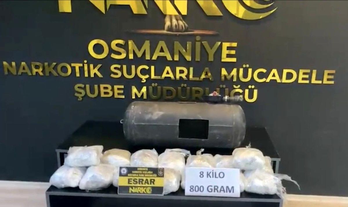 LPG tankına gizlenen 8 kilo 800 gram esrar ele geçirildi: 2 tutuklama