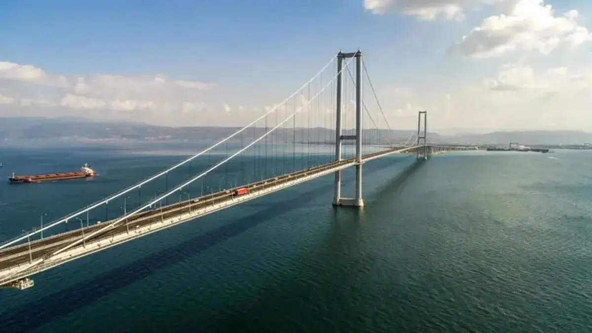 Otoyol ve köprü ücretlerine zam