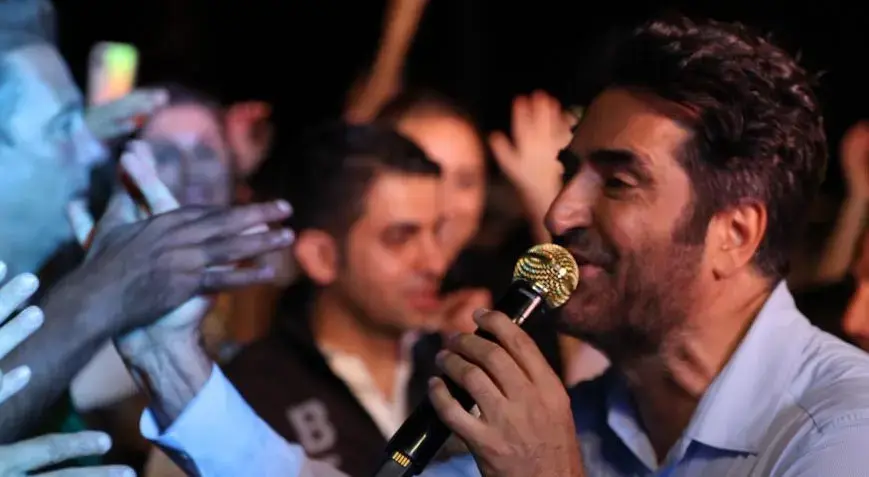 Mahsun Kırmızıgül 100 bin kişinin önünde sahne aldı! 'Bu geceyi ömrüm boyunca unutmayacağım'