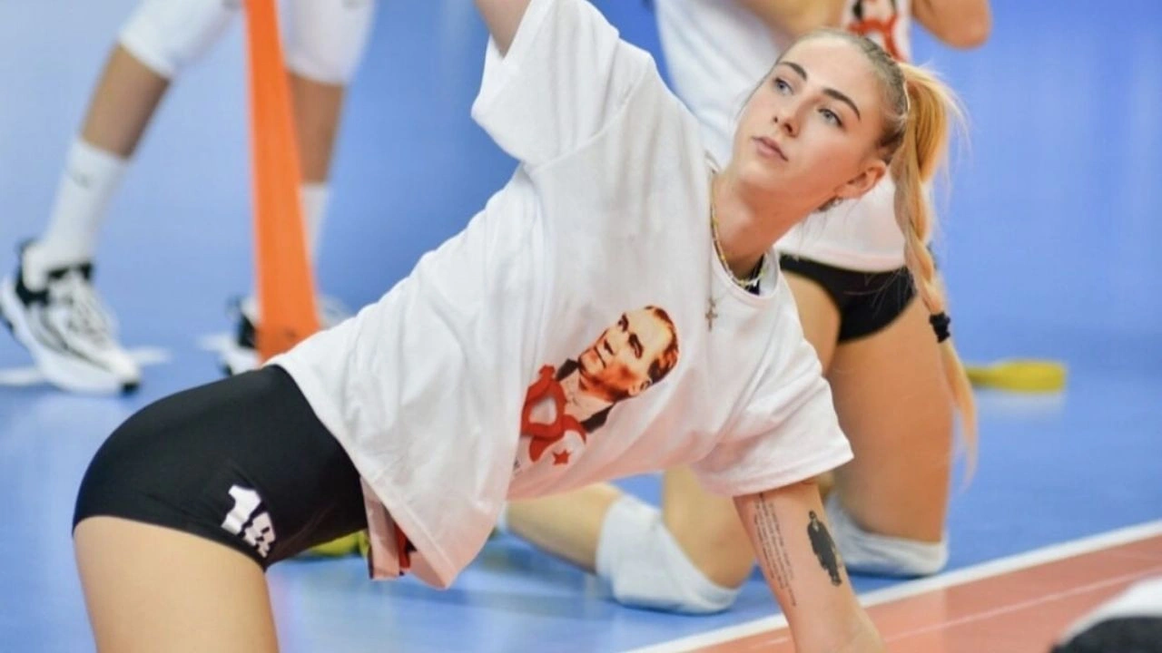 Geri döndü Valeria: İmzayı attı resmen açıklandı