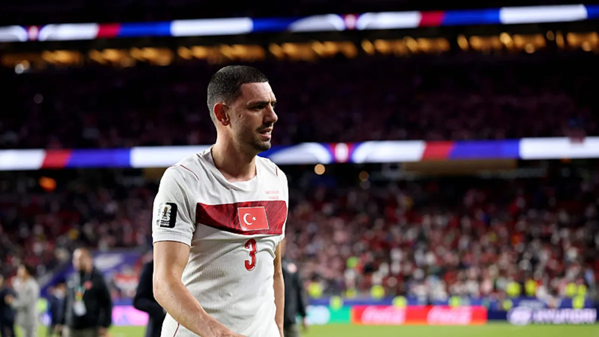 Merih Demiral ve Barış Alper Yılmaz'dan Dünya Kupası mesajı! Yıldız futbolcuya tepki