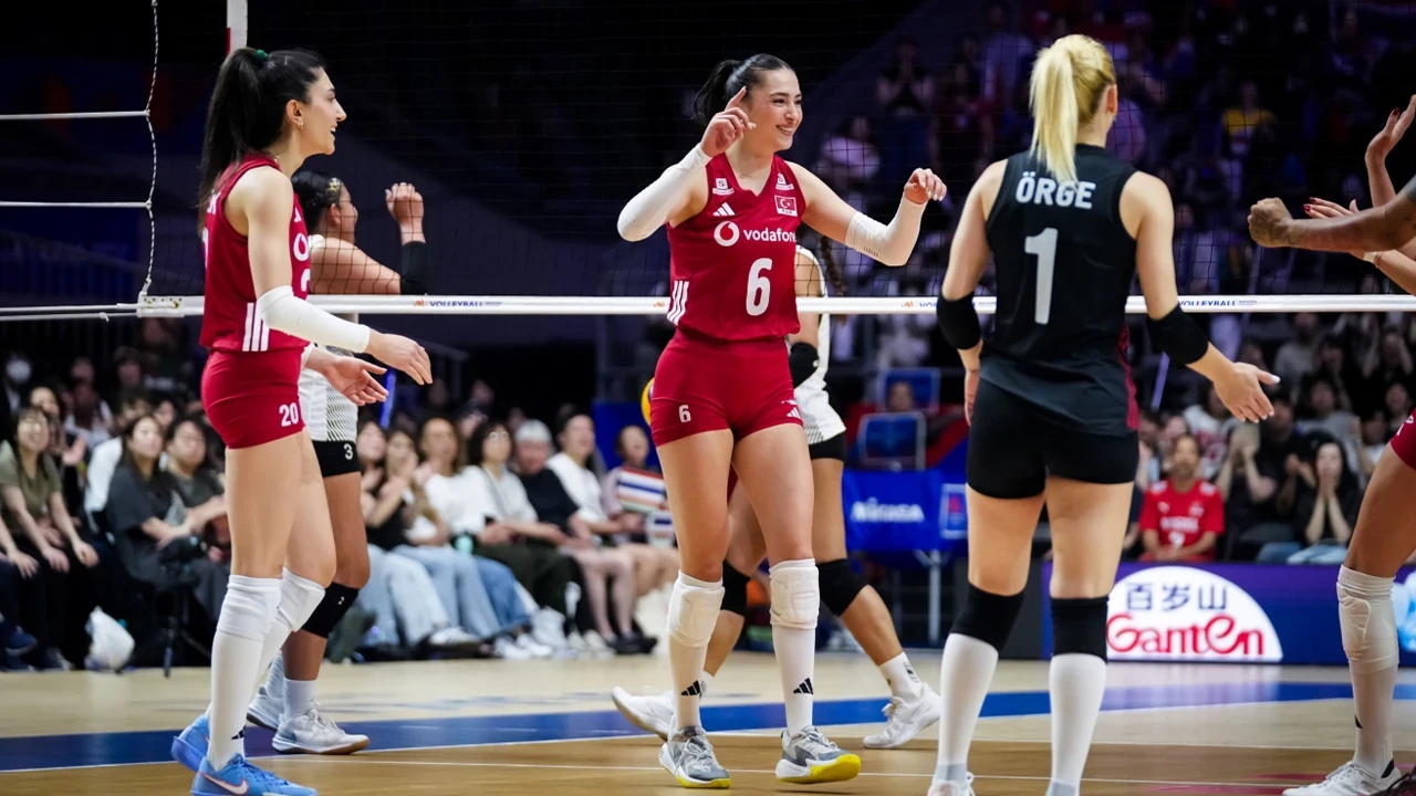 Filenin Sultanları'nın VNL çeyrek finalindeki rakibi Kanada oldu