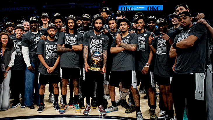 San Antonio Spurs, NBA finaline yükseldi! 12 yıl sonra