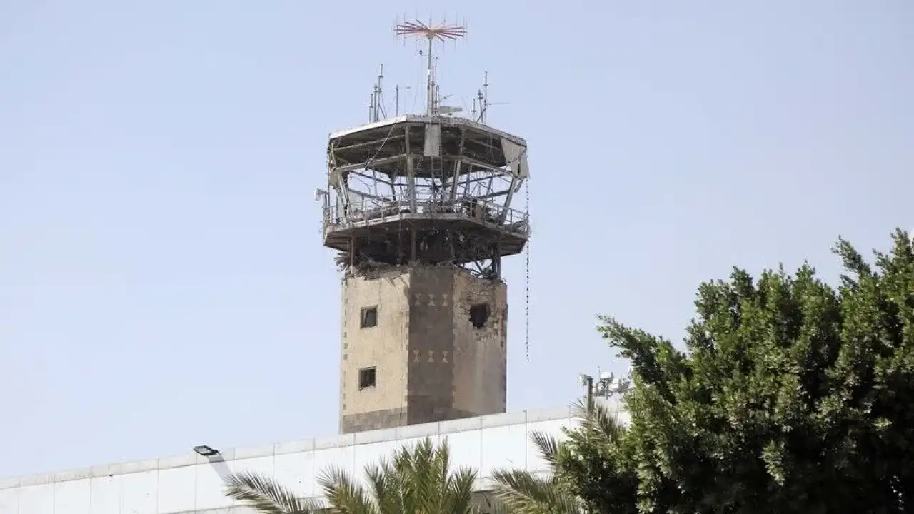 Sana Havalimanı vuruldu: Husiler Suudi Arabistan'ı hedef gösterdi