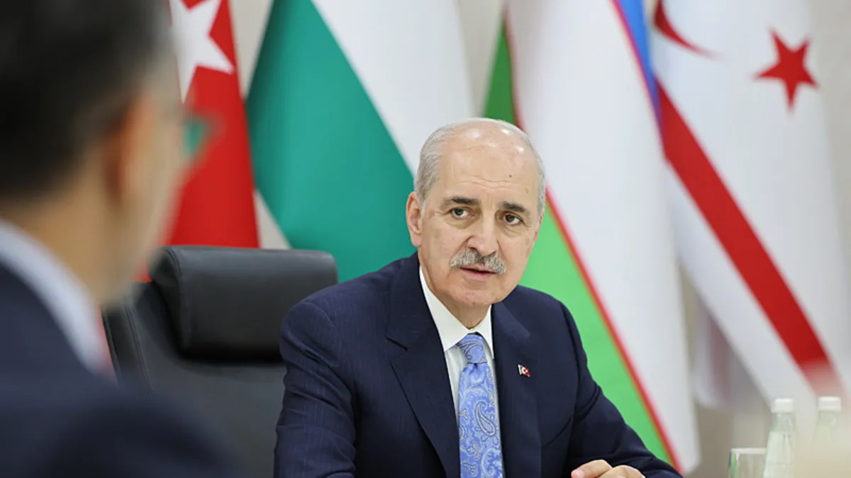 TBMM Başkanı Kurtulmuş Bakü'de: "Küresel gelişmeler Türk dünyası için fırsatlar tanıyor"