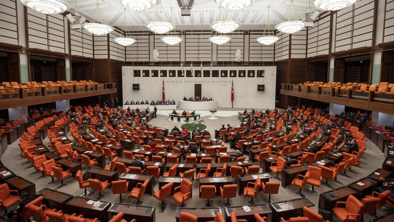 1 Temmuz planı değişti: TBMM yaz boyunca mesai yapacak