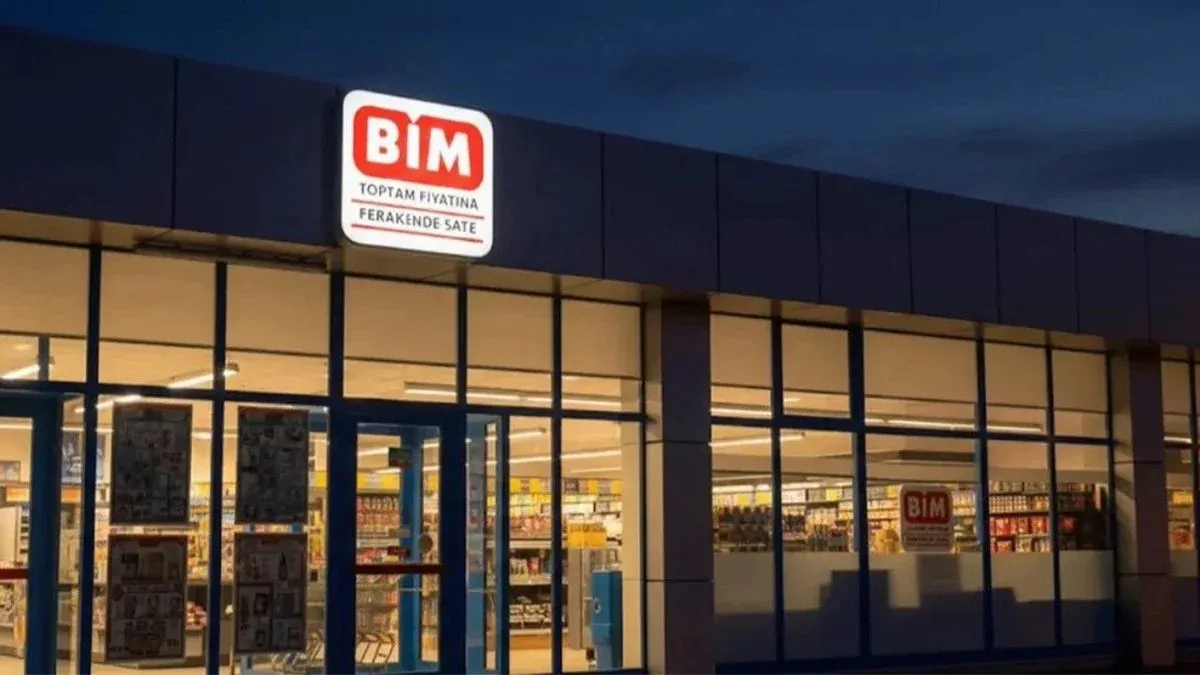 BİM’den sektöründe bir ilk! Dikey dizi serisi Mahalle yayında