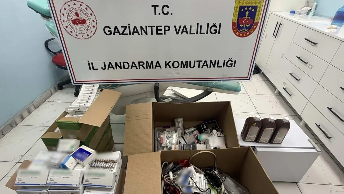 Klinik ruhsatsız, doktor sahte!