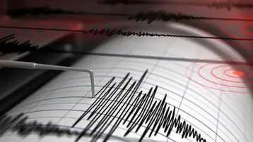 Filipinler'de 7.8 büyüklüğünde deprem