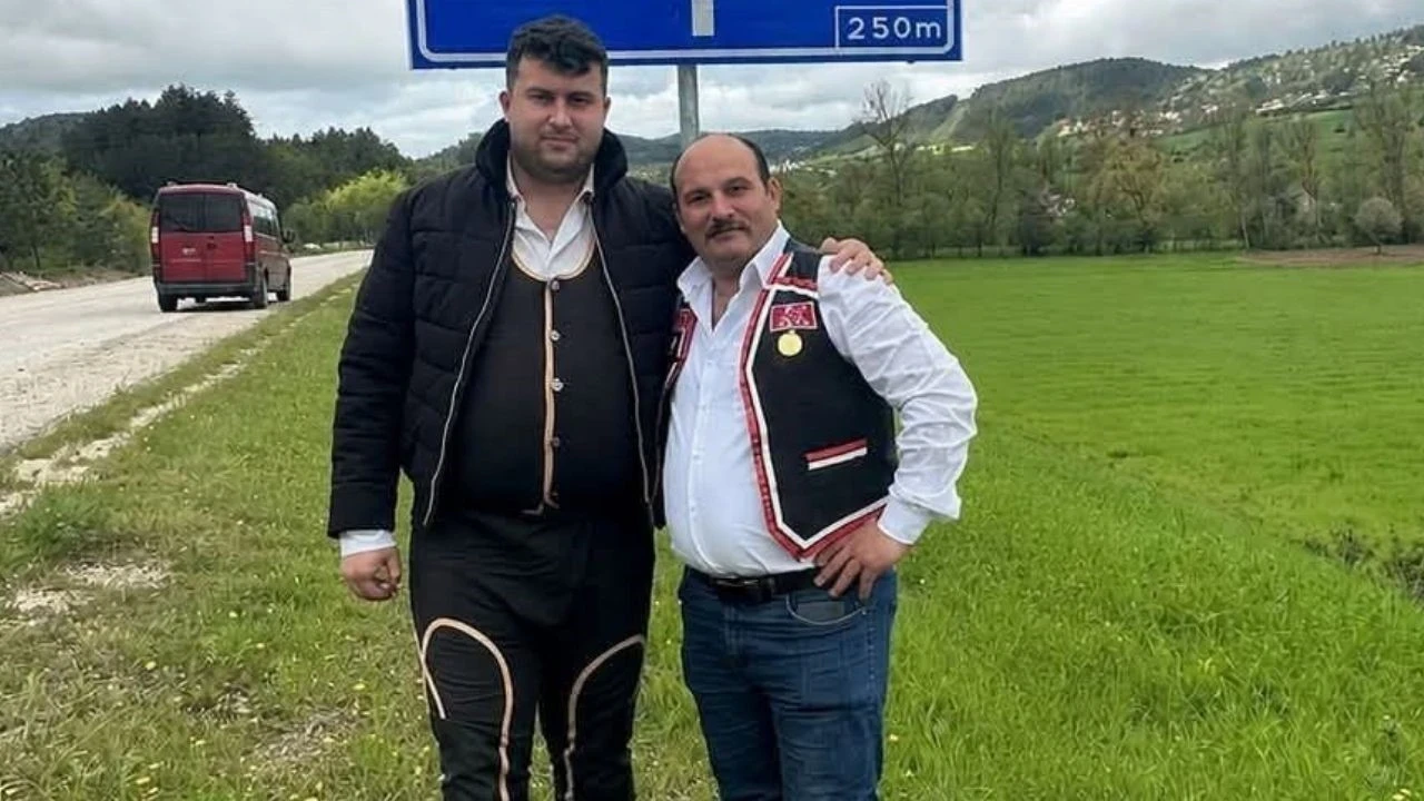 Kayıp iki arkadaş, 75 metrelik uçurumdaki araçta ölü bulundu
