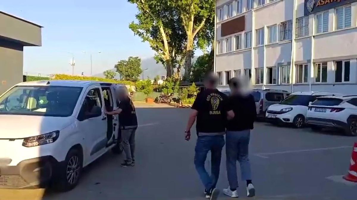 Bursa'da film gibi takip: 150 saatlik kamera incelemesiyle çalınan 3 araç bulundu, 2 hırsız tutuklandı