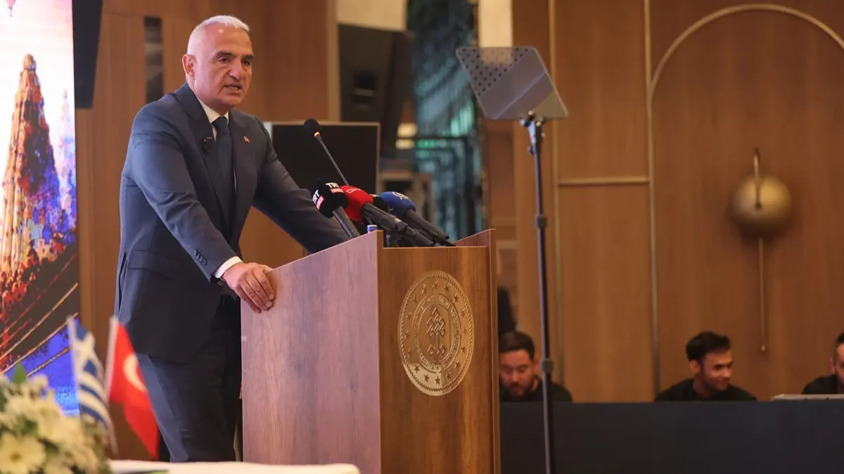 Bakan Ersoy: Her gün yeni politikalar geliştirerek ilerliyoruz