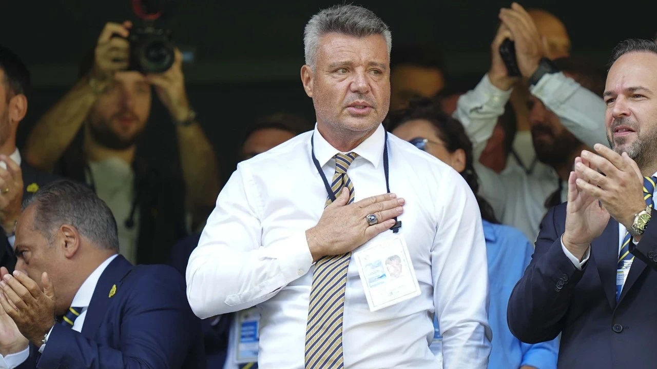 Fenerbahçe Başkanı Sadettin Saran'dan veda konuşması: "Başım dik bir şekilde ayrılıyorum"