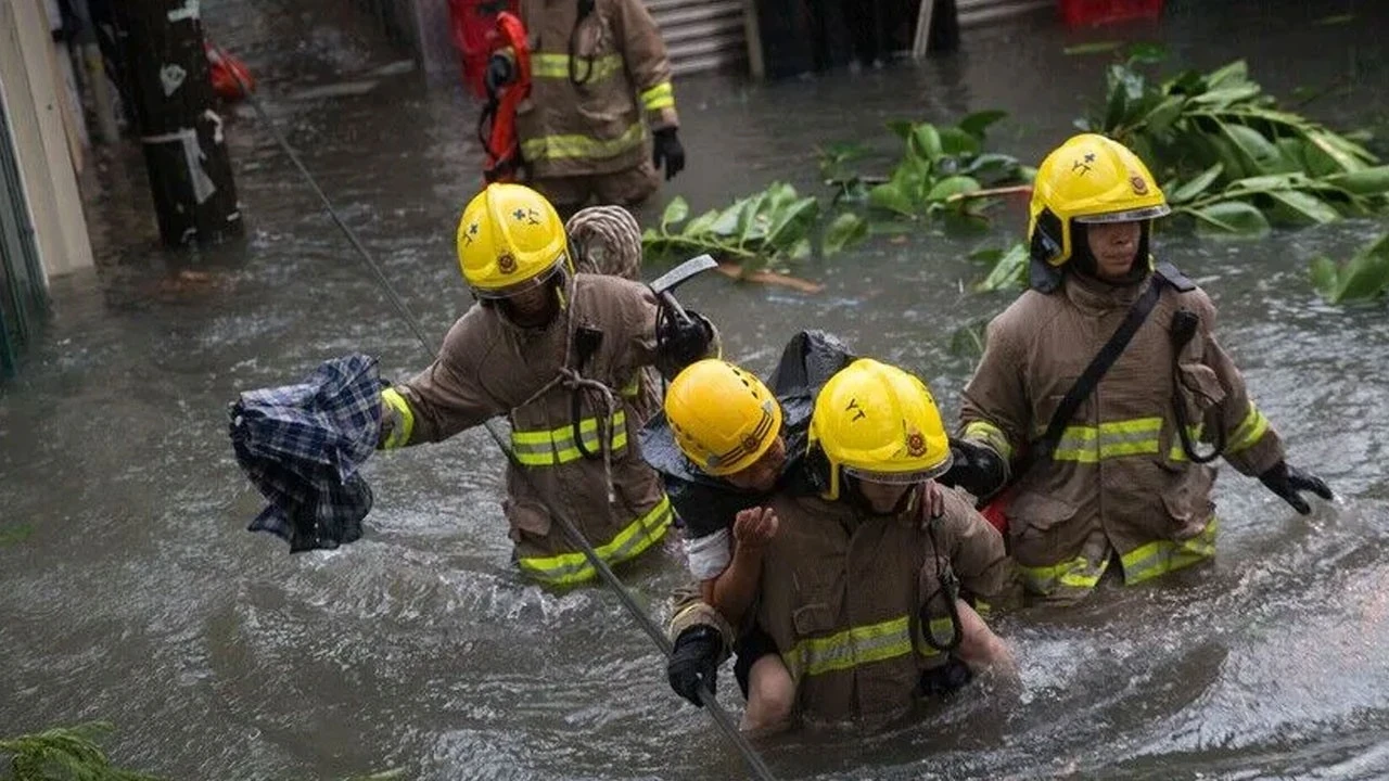 Çin'de Noul Tayfunu: 715 binden fazla kişi tahliye edildi