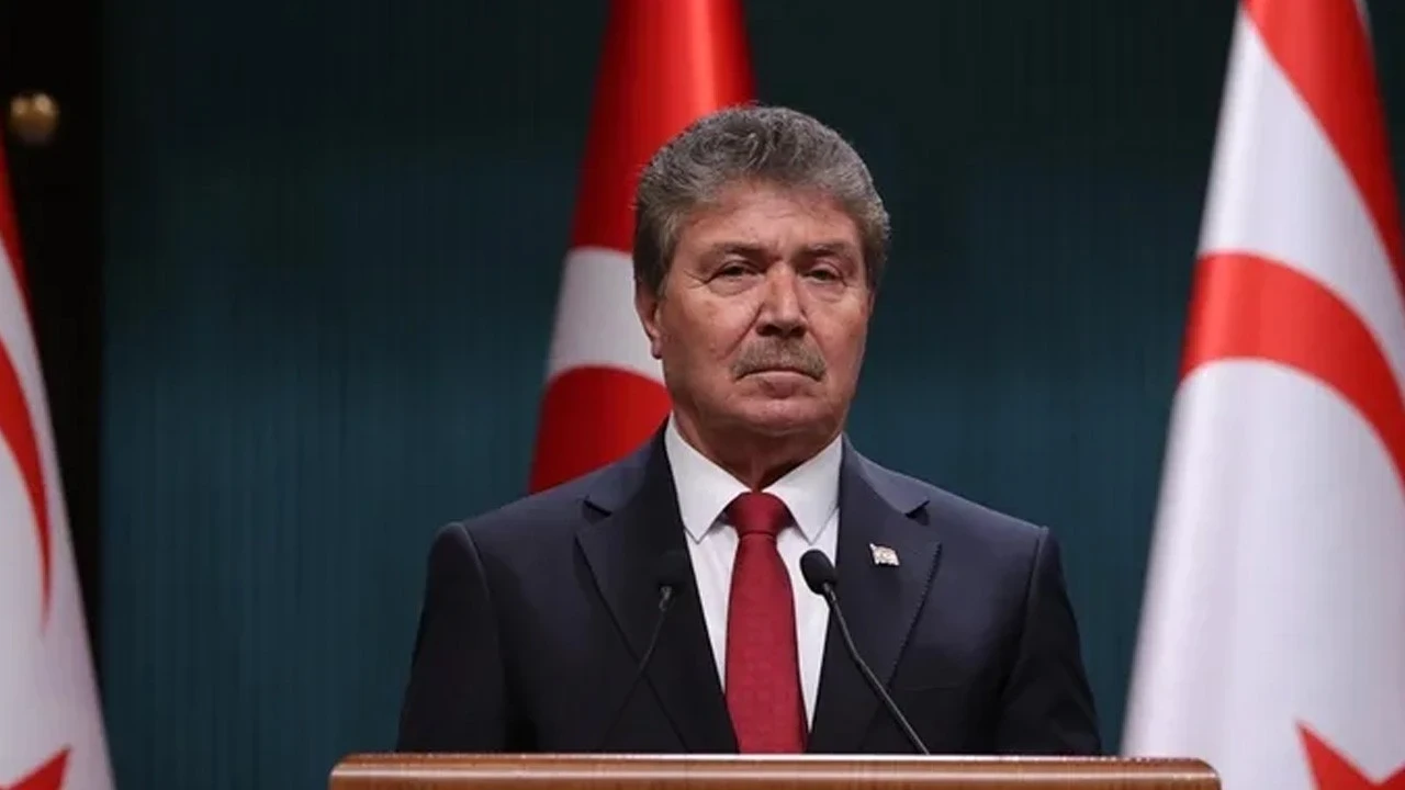 KKTC’den Güney Kıbrıs-Fransa anlaşmasına sert tepki: Ada askeri rekabetin parçası yapılıyor