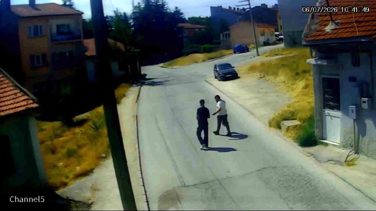 Altından gözlüğe kadar 310 bin TL'lik hırsızlık yapan 2 şüpheli yakalandı