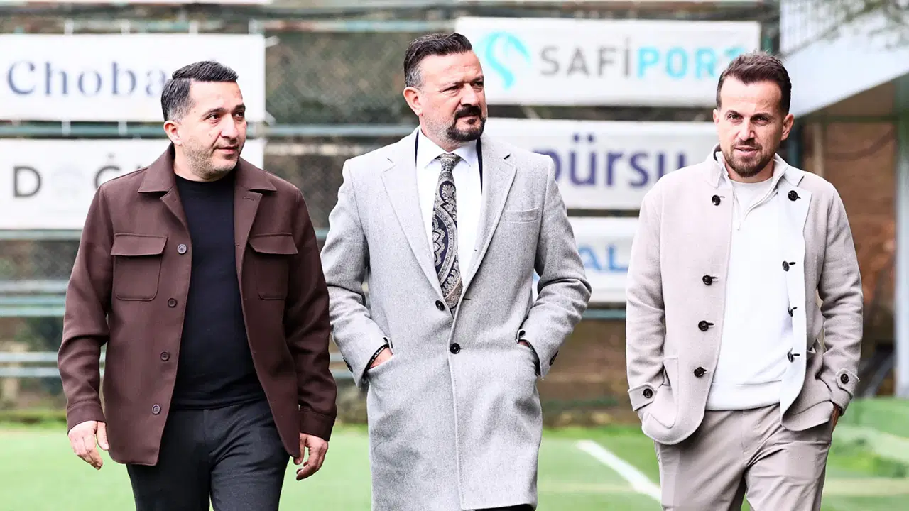 Fenerbahçe'den transfer açıklaması: '4 futbolcu ile anlaşmıştık'