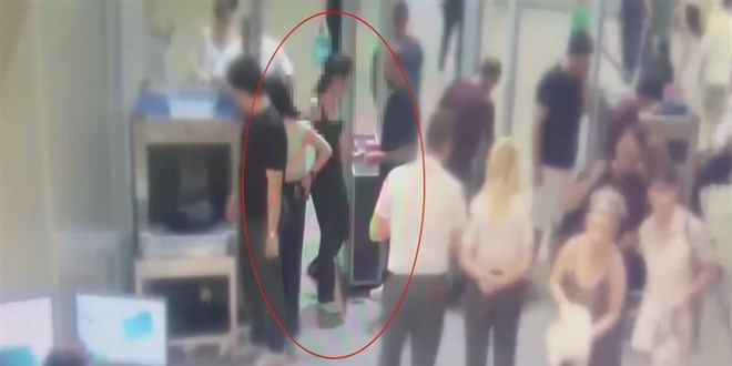 Üniversite öğrencisi şarjörle AVM'ye girmeye çalıştı: 606 mermi bulundu