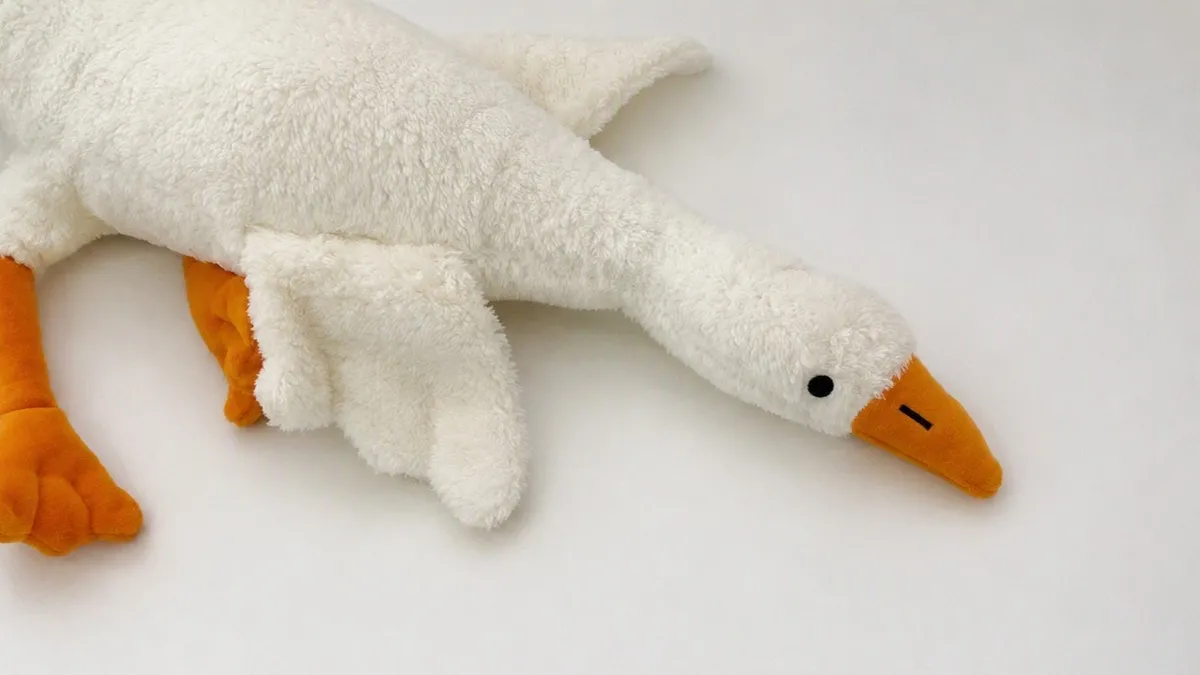 Bakanlıktan tehlikeli oyuncağa fren! Peluş kaz toplatılıyor