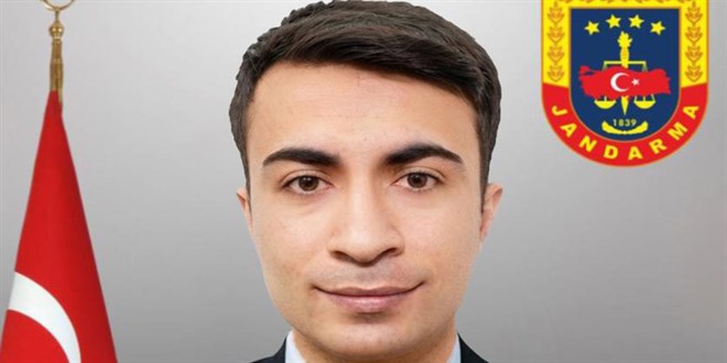 Otomobil ile motosikletin çarpıştığı kazada uzman çavuş hayatını kaybetti