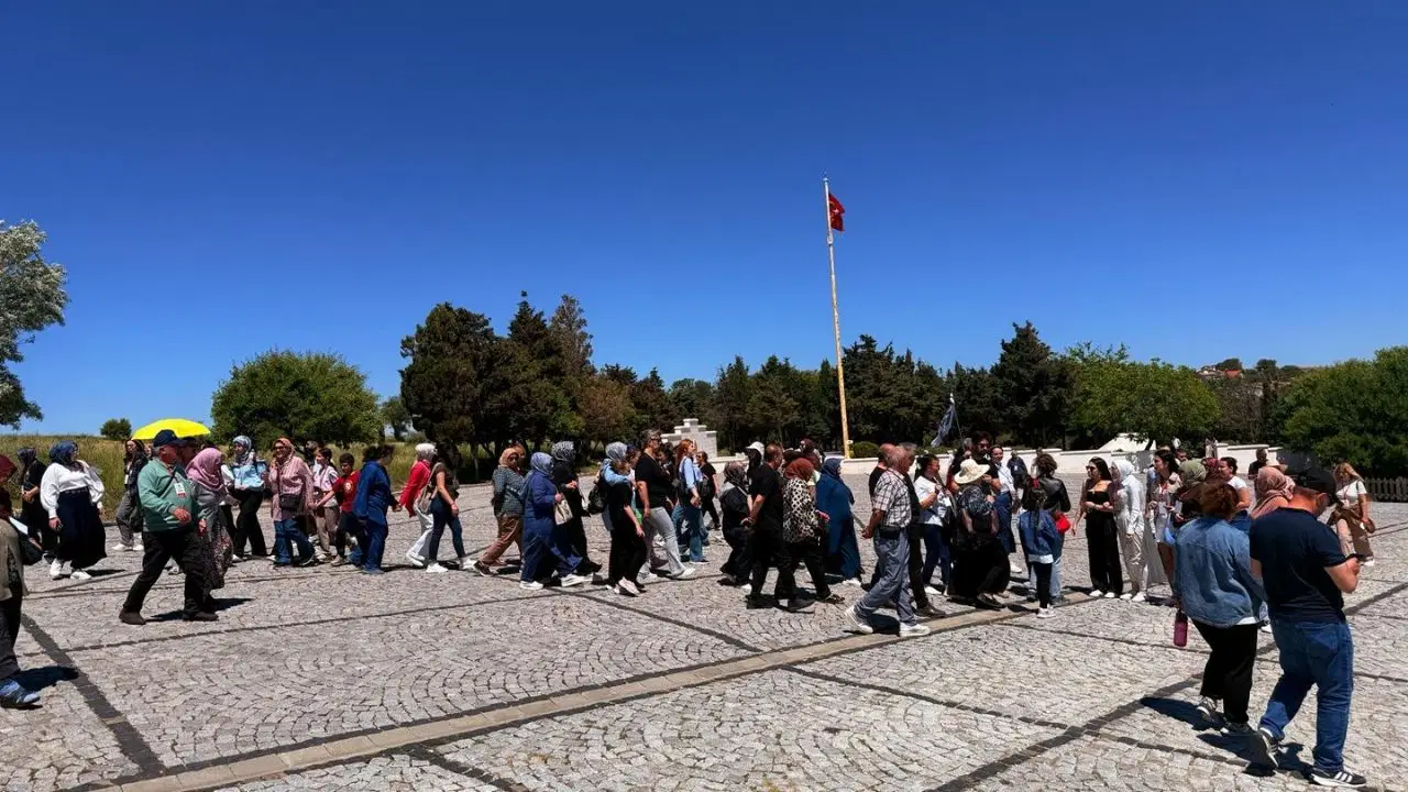 Bilecik Belediyesi’nden yurttaşlara Çanakkale gezisi