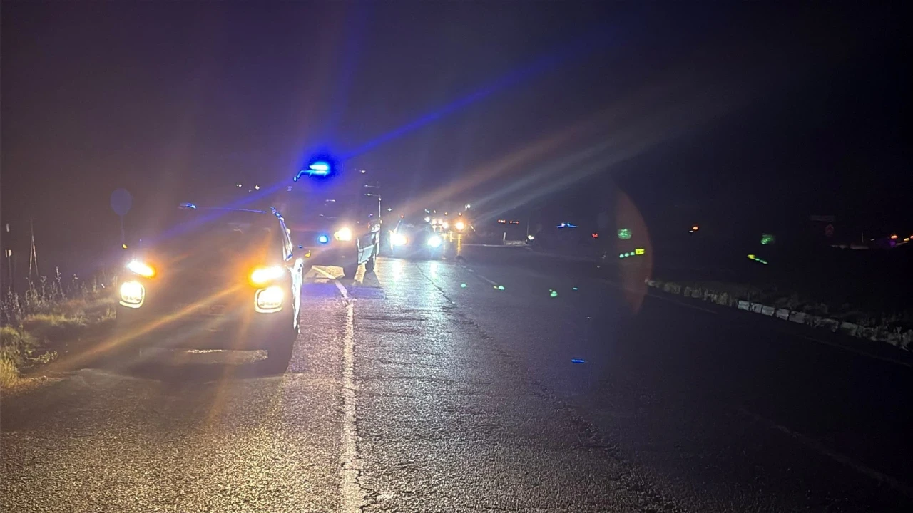 Otomobille çarpışan motosikletli öldü