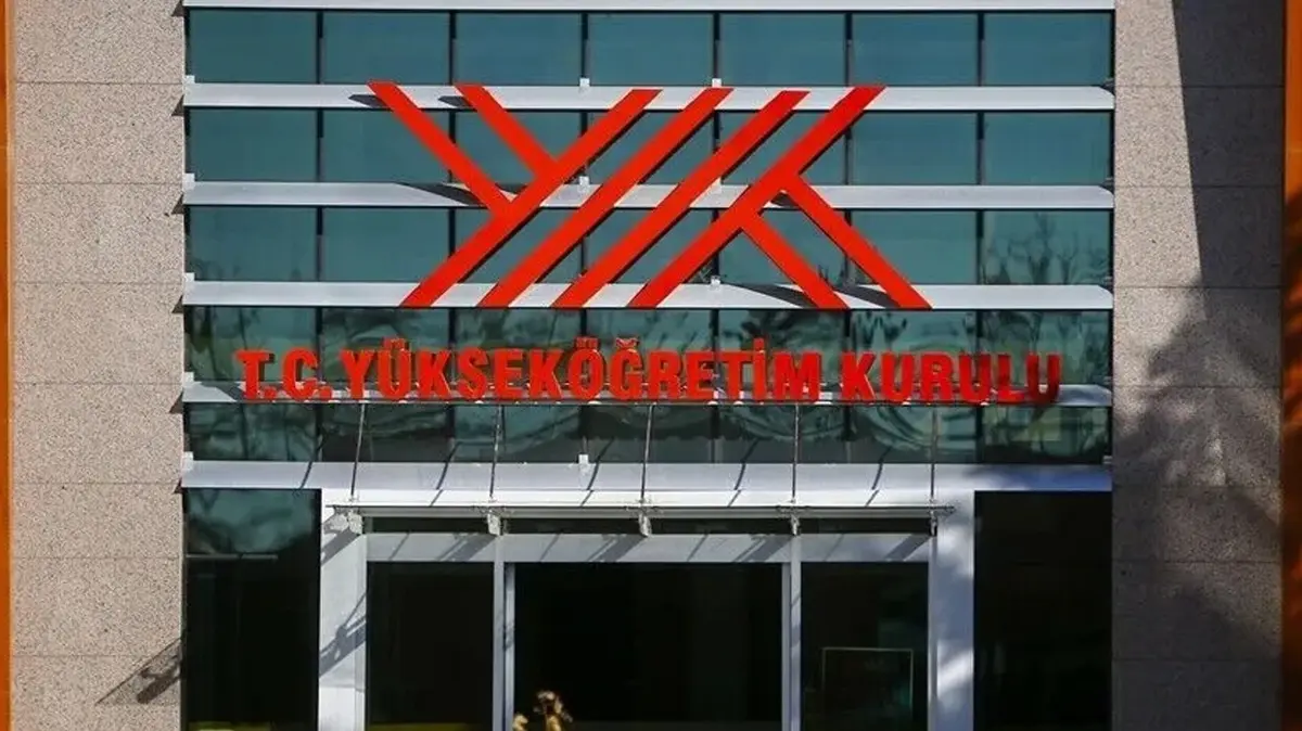 Depremzede öğrencilere destek! YÖK bir yıl daha uzattı