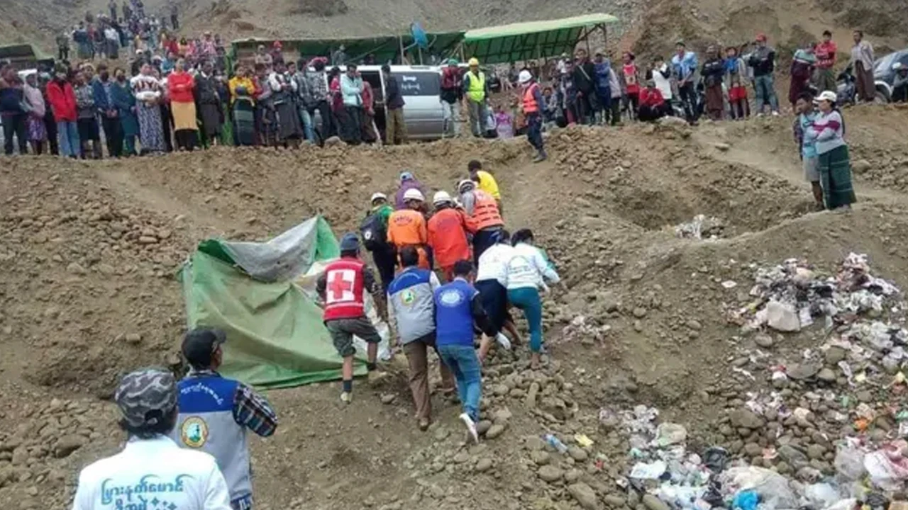 Myanmar'da kaçak yeşim madeni çöktü: 5 ölü, 15 mahsur